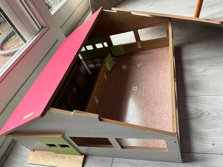 Kids Globe Luxe Paardenstal 1:32, Kinderen en Baby's, Speelgoed | Houten speelgoed, Zo goed als nieuw, Overige typen, Ophalen of Verzenden