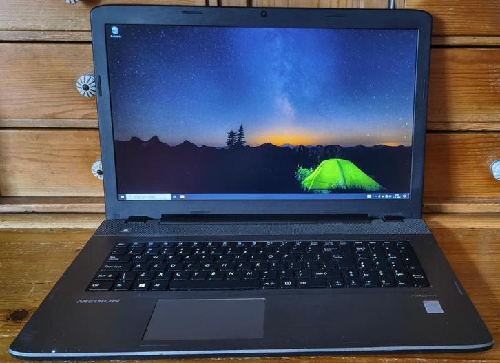 Medion Akoya MD99902, Computers en Software, Windows Laptops, Zo goed als nieuw, 17 inch of meer, SSD, 2 tot 3 Ghz, 4 GB, Qwerty