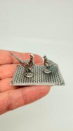 Zilveren miniatuur: 2 fasanten op zilveren  tableau, Verzenden, Zilver