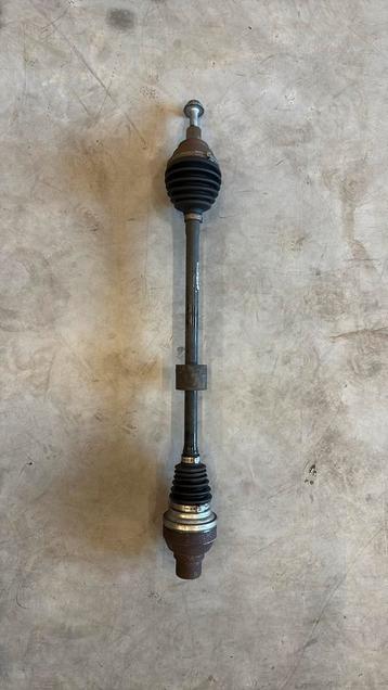 Volkswagen aandrijfas troc tiguan golf 5q0407272EE beschikbaar voor biedingen