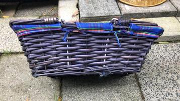 Leuke Kado Mand / Fruitmand beschikbaar voor biedingen