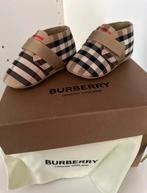 Burberry slofjes, Kinderen en Baby's, Babykleding | Schoentjes en Sokjes, Ophalen of Verzenden, Jongetje of Meisje, Slofjes