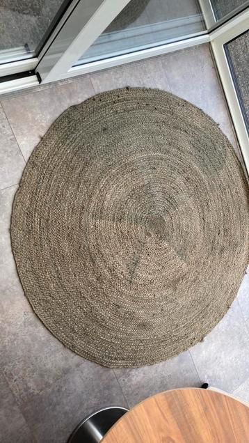 Rond vloerkleed van Hennep 150 cm beschikbaar voor biedingen