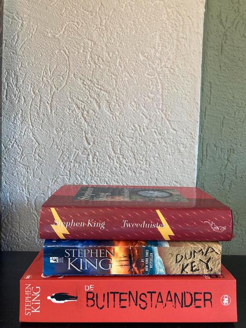 Stephen King bundel, Tweeduister+De Buitenstaander, 1e druk, Boeken, Thrillers, Zo goed als nieuw, Nederland, Ophalen