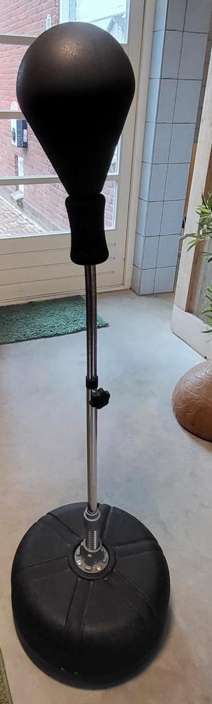 Vrijstaande boks/speed/punch ball/volwassenen  beschikbaar voor biedingen