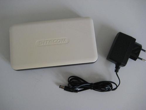 Sitecom (Netgear) ethernet switch LN-118, Computers en Software, Netwerk switches, Gebruikt, Ophalen of Verzenden