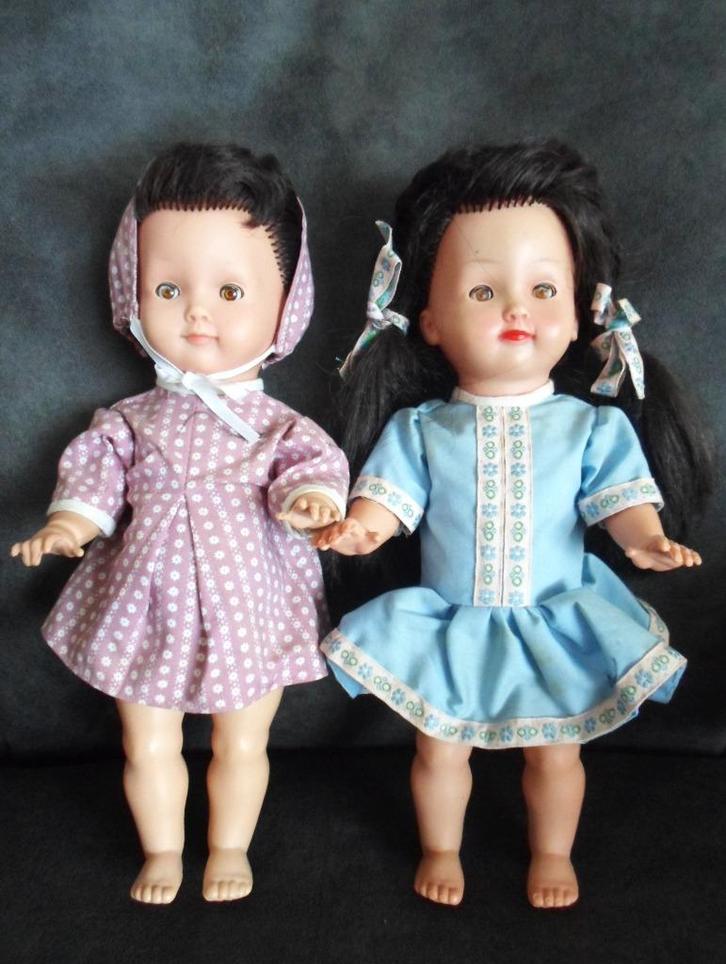 Wildebraspoppen 30 cm. Donker haar. Slaapogen. Draaihandjes., Verzamelen, Poppen, Zo goed als nieuw, Pop, Ophalen of Verzenden