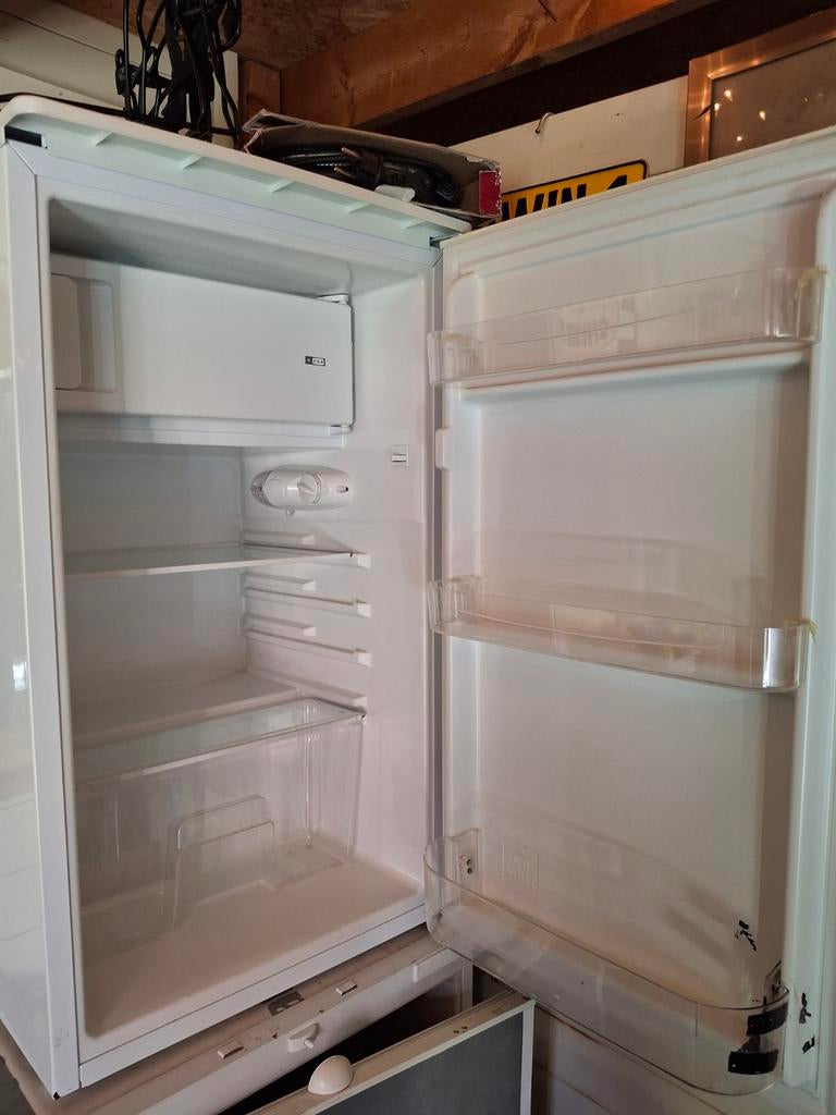 Koelkast met vriesvak, Witgoed en Apparatuur, Koelkasten en IJskasten, Minder dan 75 liter, Ophalen of Verzenden, Met vriesvak