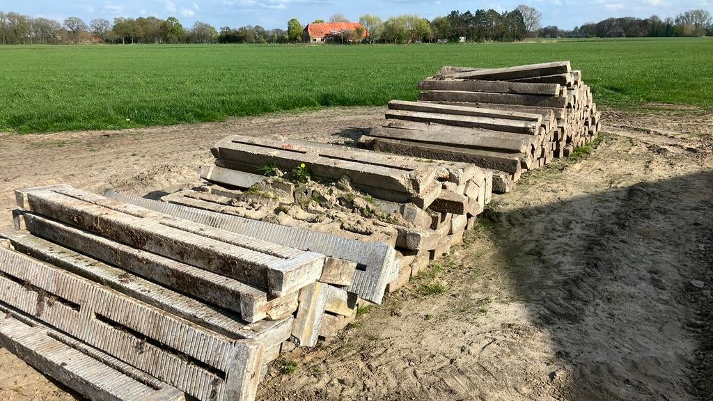 Betonroosters, Dieren en Toebehoren, Stalling en Weidegang