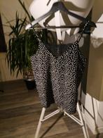 Zwart-wit gestippelde top met kanten detail, Kleding | Dames, Tops, Maat 38/40 (M), Zwart, Nieuw, Ophalen of Verzenden