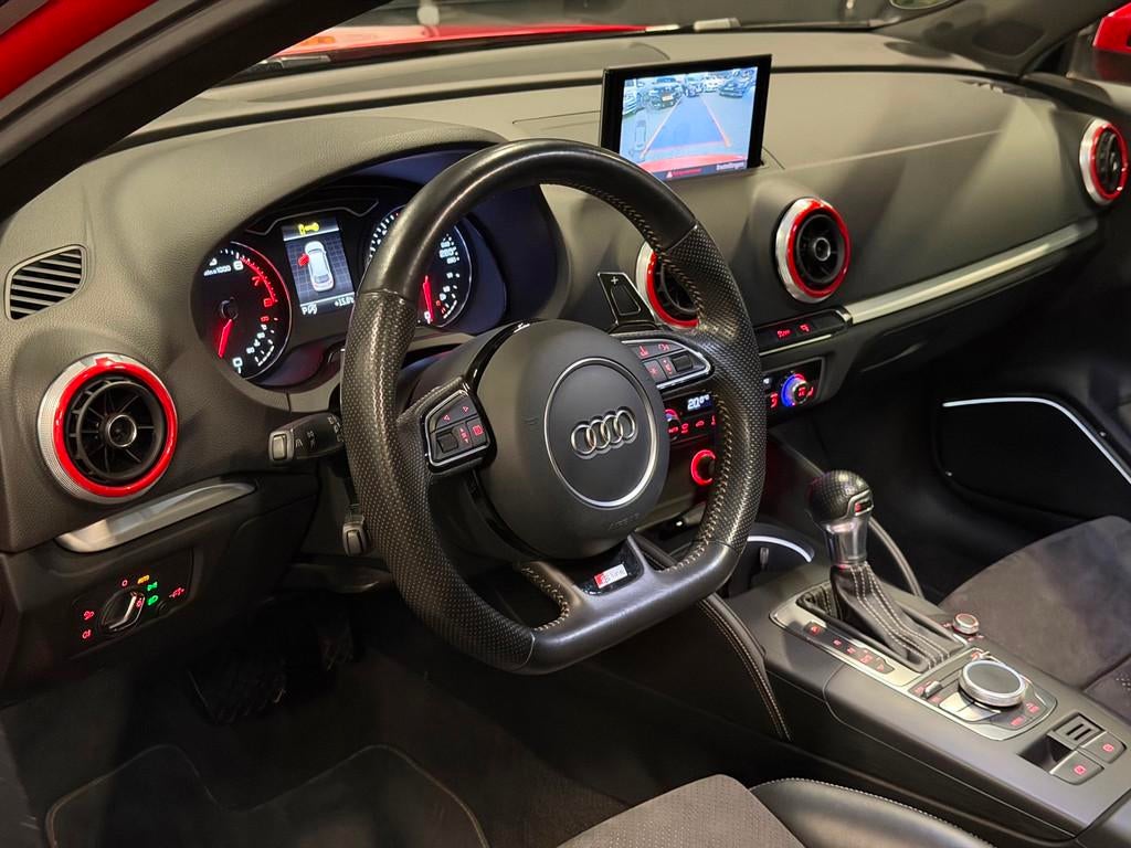 Audi A3 Sportback 1.8 TFSI 3X S-LINE S-TRONIC/LED/NAVI/PANO/, Gebruikt, 4 cilinders, Origineel Nederlands, Bedrijf