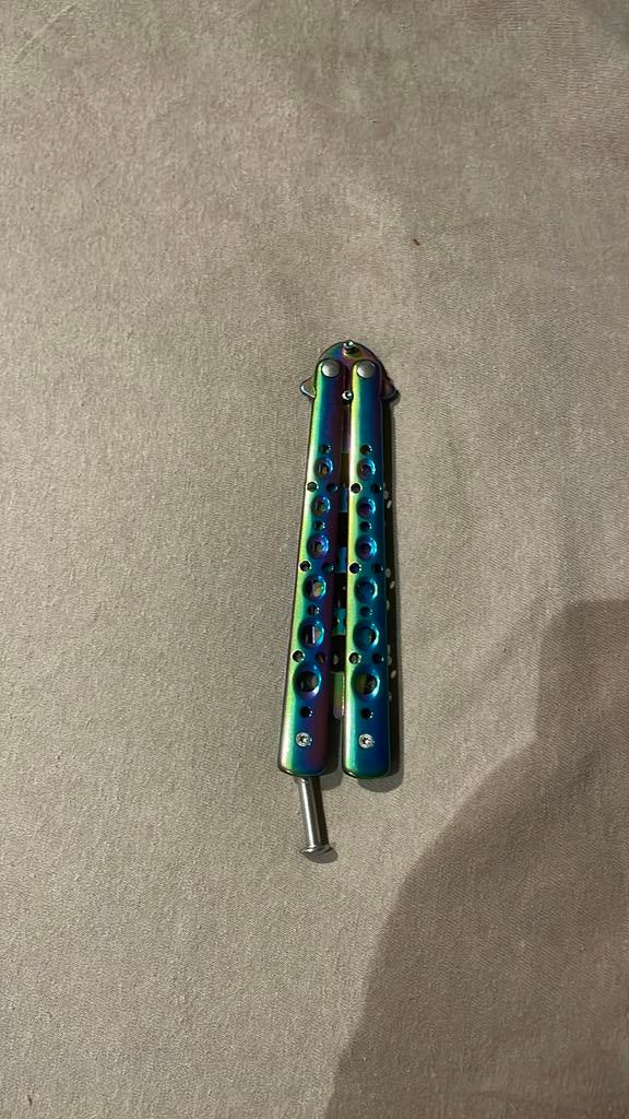 Vlindermes trainer, Ophalen