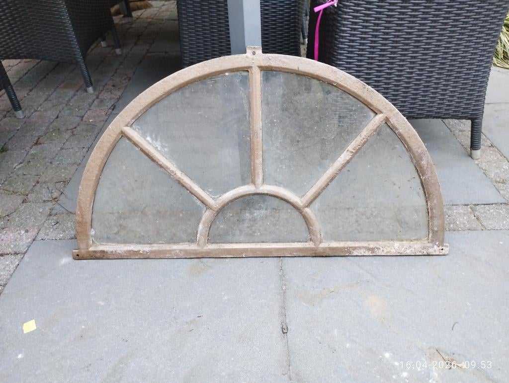 Gietijzeren stalraam, half rond, Ophalen of Verzenden