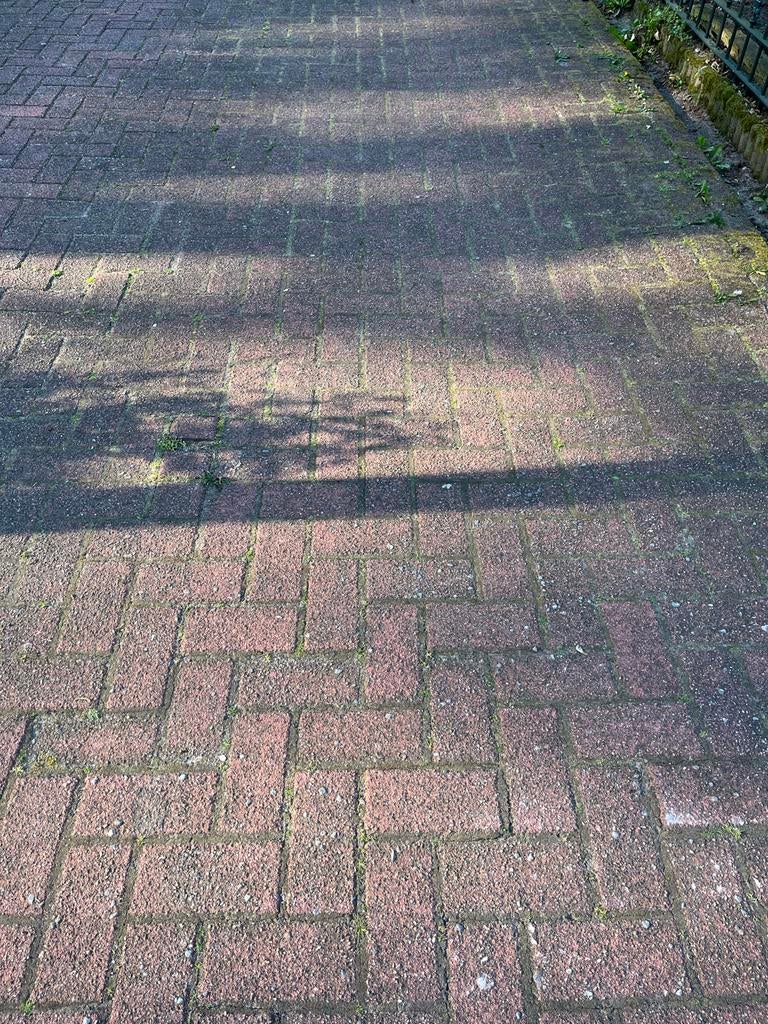 Gratis Rode Betonklinkers 8cm dik - ca. 70m², Tuin en Terras, Tegels en Klinkers, Ophalen, Gebruikt, Klinkers, 10 m² of meer