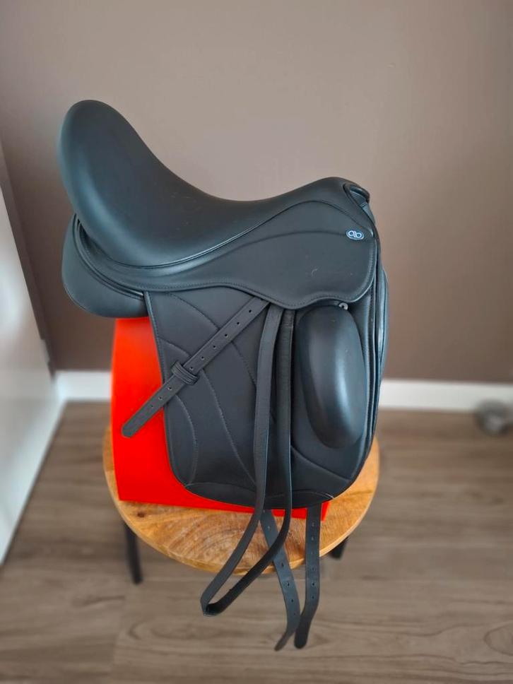 Prachtig Connect zadel Diable  ., Dieren en Toebehoren, Paarden en Pony's | Zadels, Zo goed als nieuw, Dressuur, Ophalen of Verzenden