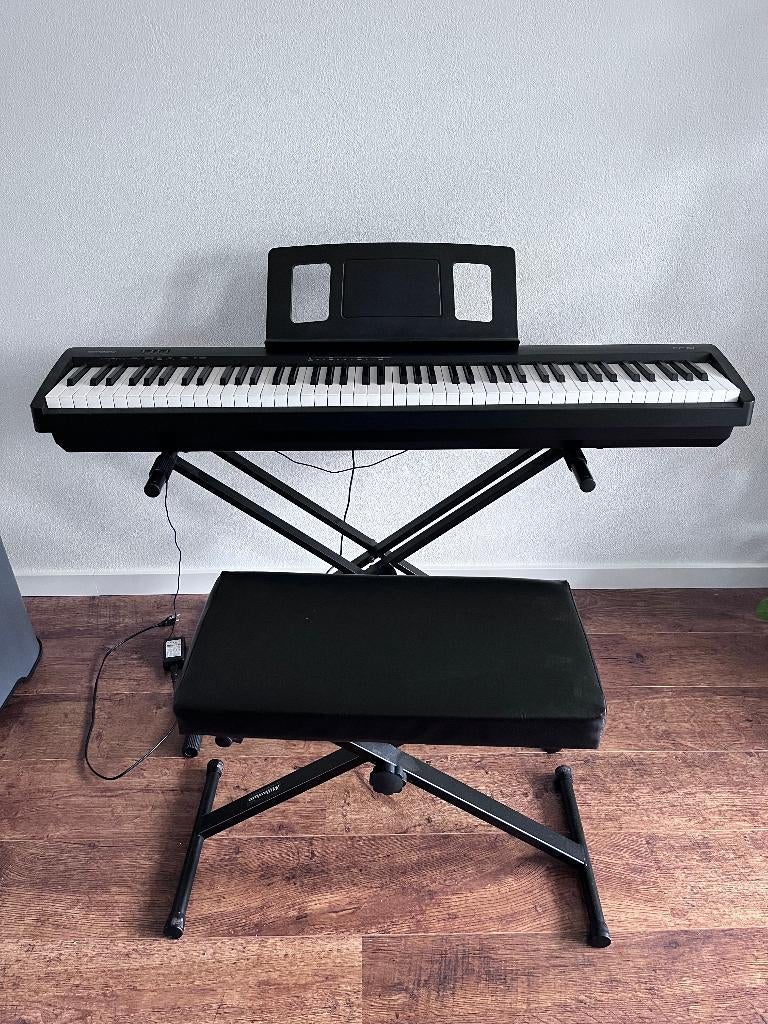 Roland FP-10 digital piano, Muziek en Instrumenten, Ophalen, 88 toetsen, Roland, Zo goed als nieuw