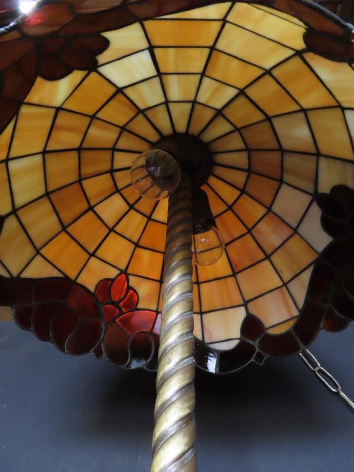 Staande lamp met tiffany kap ( 1,40 mtr), Antiek en Kunst, Antiek | Lampen, Ophalen