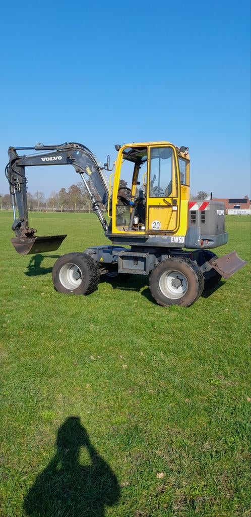 Volvo EW50 Graafmachine - Compact en Krachtig, Zakelijke goederen, Machines en Bouw | Kranen en Graafmachines, Ophalen of Verzenden