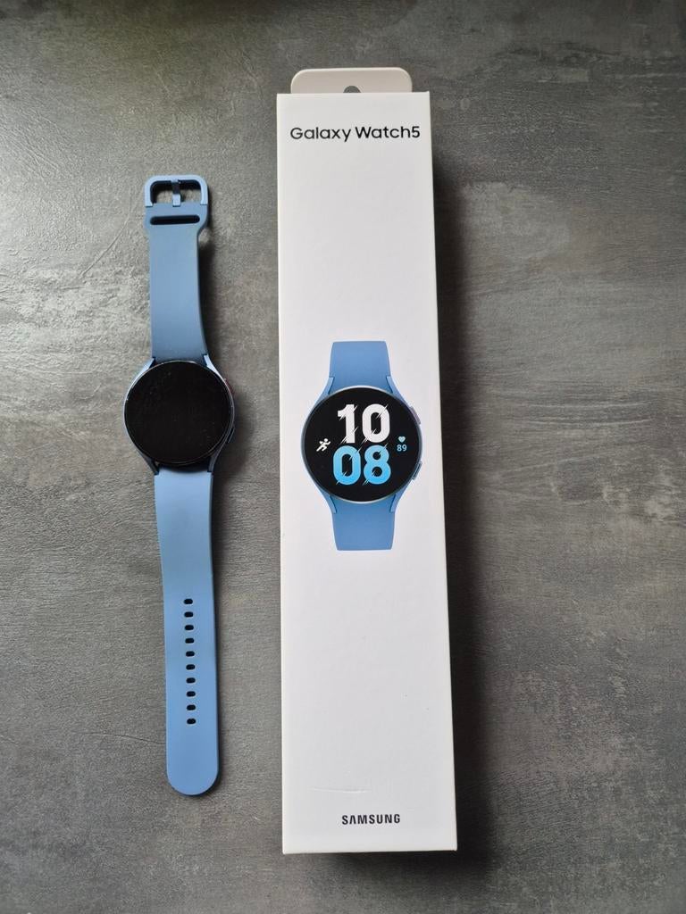 Samsung Galaxy Watch5 met extra bandjes en ringen, Ophalen of Verzenden