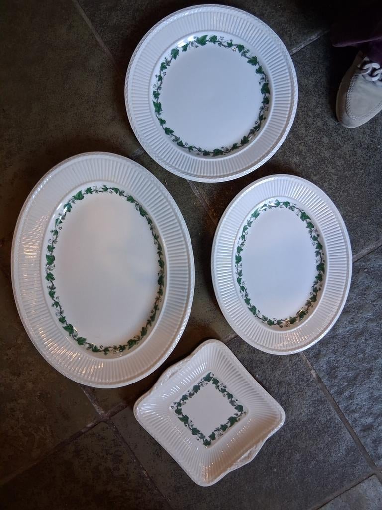 Wedgwood Strasfort Origineel Servies schalen en Te, Ophalen, Wedgwood, Porselein, Schaal of Schalen