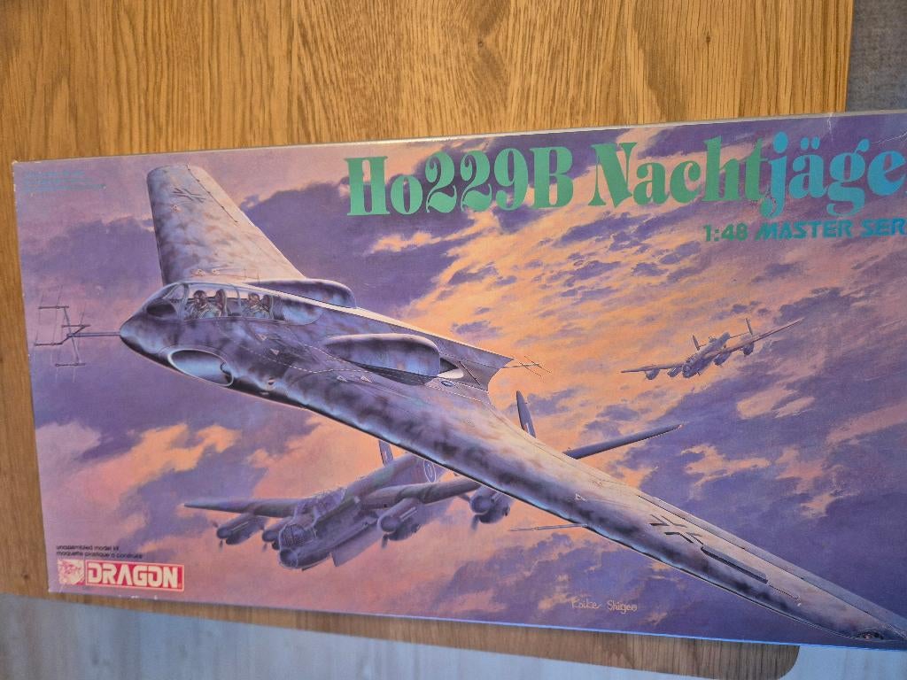 Dragon HO229B Nachtjager, Hobby en Vrije tijd, Modelbouw | Vliegtuigen en Helikopters, Overige merken, Ophalen of Verzenden, Zo goed als nieuw