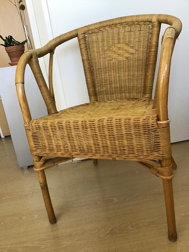 Rotan stoelen met tafeltje, Ophalen, Gebruikt, Twee, Bruin