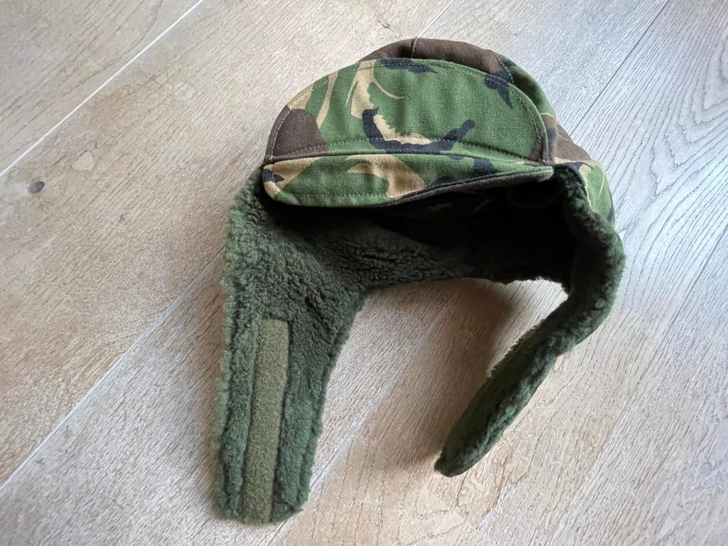 Winter muts leger., Ophalen of Verzenden, Landmacht, Nederland, Kleding of Schoenen