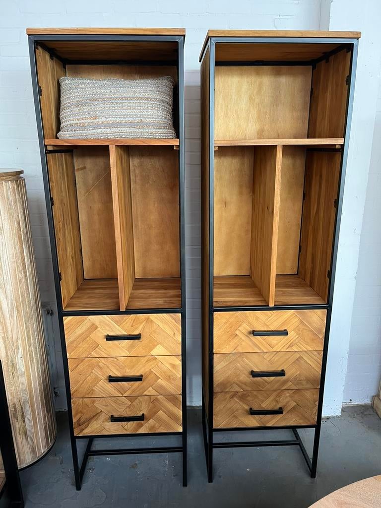 Magazijn leegverkoop open vakkenkast teak hout metaal zwart, Nieuw, Ophalen of Verzenden, Info@wkhome.nl, Argonweg 20 Amersfoort