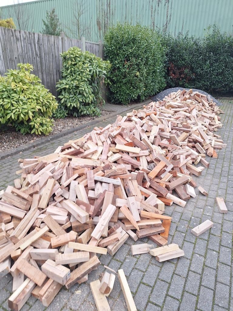 Hardhouten balkjes brandhout, Tuin en Terras, Haardhout, 6 m³ of meer, Ophalen of Verzenden, Blokken