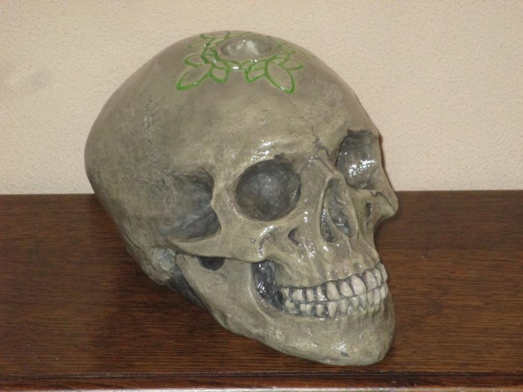 kandelaar Schedel mens, unieke Celtic skull Kaarshouder, Ophalen of Verzenden, Nieuw, Overige materialen, Minder dan 25 cm