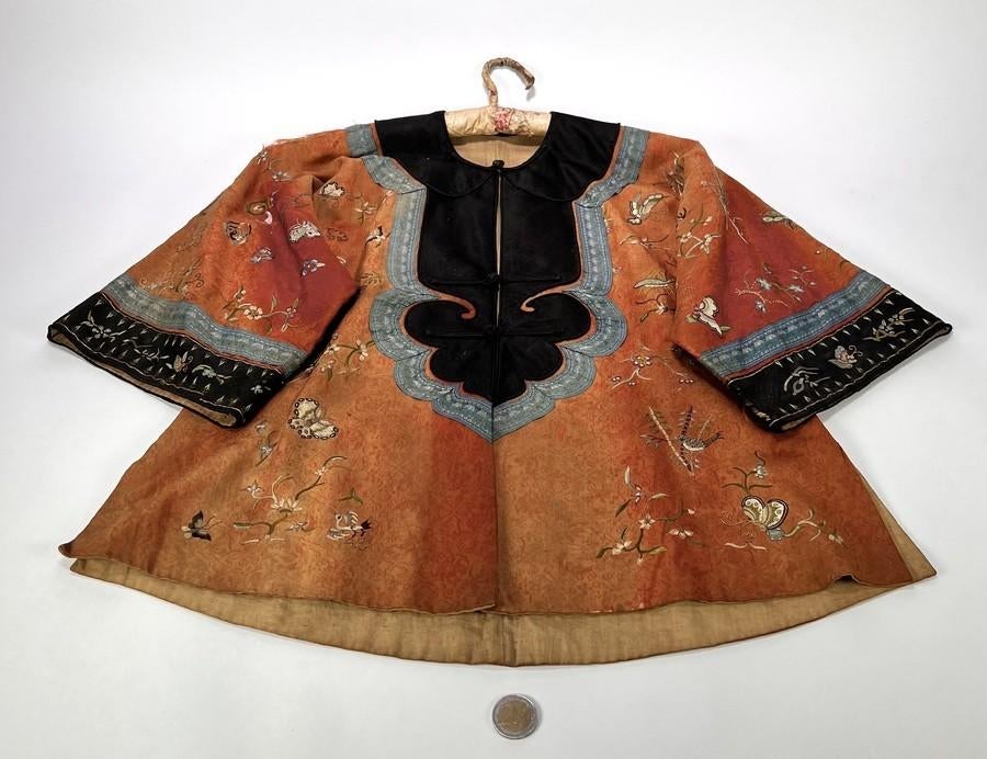 1015. Zijden jas - Qing-dynastie, China, ca. 1880, Antiek en Kunst, Ophalen of Verzenden