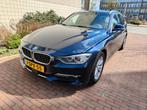 BMW 3-Serie 320D EDE High Executive Touring AUT 2013 Blauw, Automaat, Achterwielaandrijving, 1995 cc, Beige