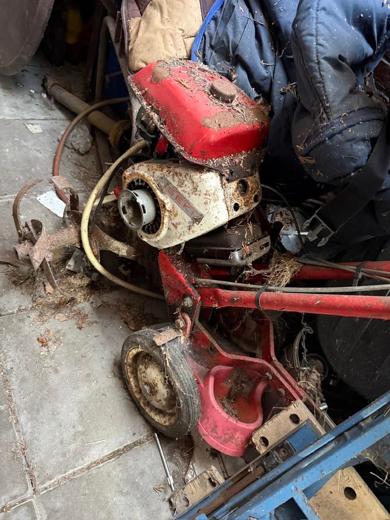 Iseki tuinfrees opknapper, Tuin en Terras, Zitmaaiers, Ophalen, Zo goed als nieuw