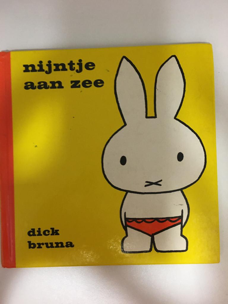 Nijntje aan Zee van Dick Bruna, Ophalen of Verzenden