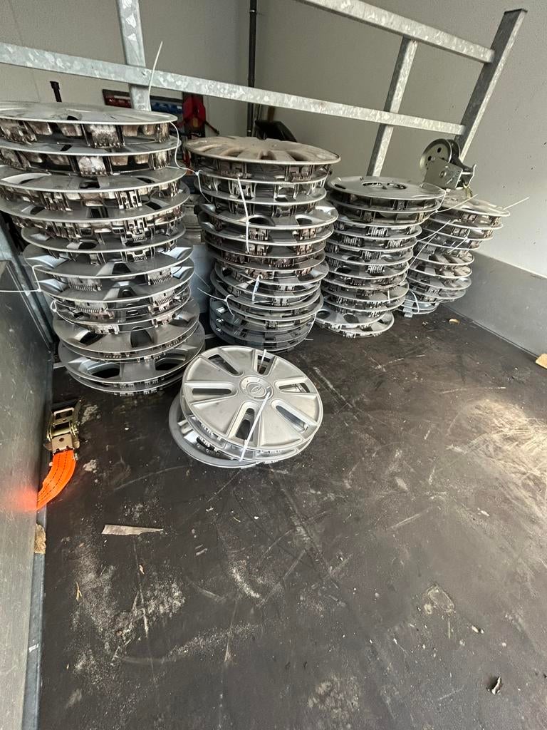 Wieldoppen, Auto diversen, Wieldoppen, Ophalen, Zo goed als nieuw