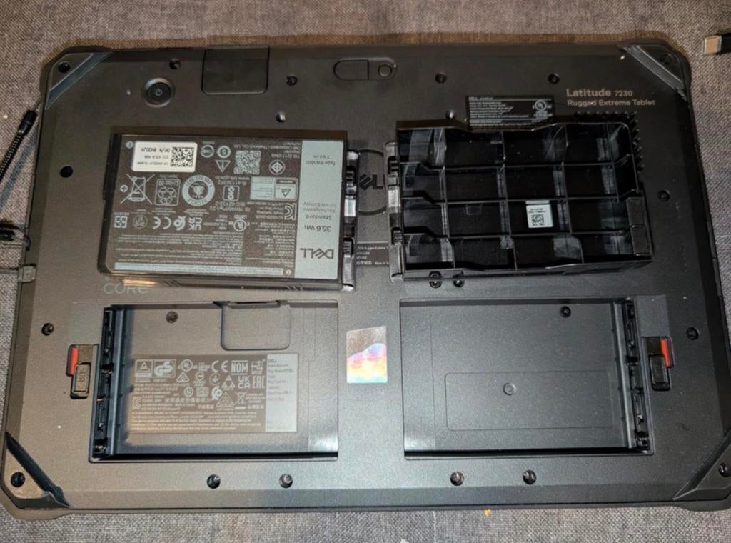 Dell Latitude 7230 Rugged Extreme Tablet i5-1240U 256GB, Computers en Software, Windows Tablets, Gebruikt, Wi-Fi en Mobiel internet