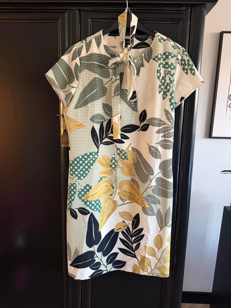 Lilytime jurkje wit groen bloemen maat 38 met sjaaltje, Ophalen of Verzenden, Gedragen, Maat 38/40 (M), Wit