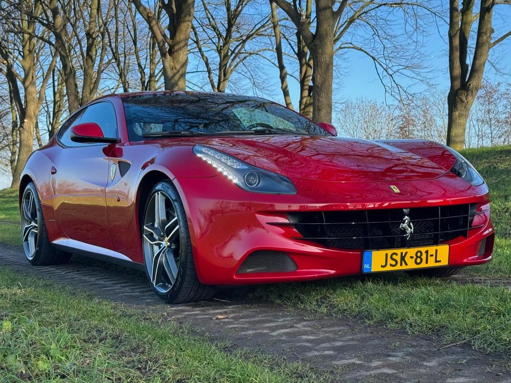 Ferrari FF 6.3 V12 HELE (Dealer Onderhoud, 2e Eig, Passagier, Auto's, Automaat, Euro 5, Zwart, 12 cilinders