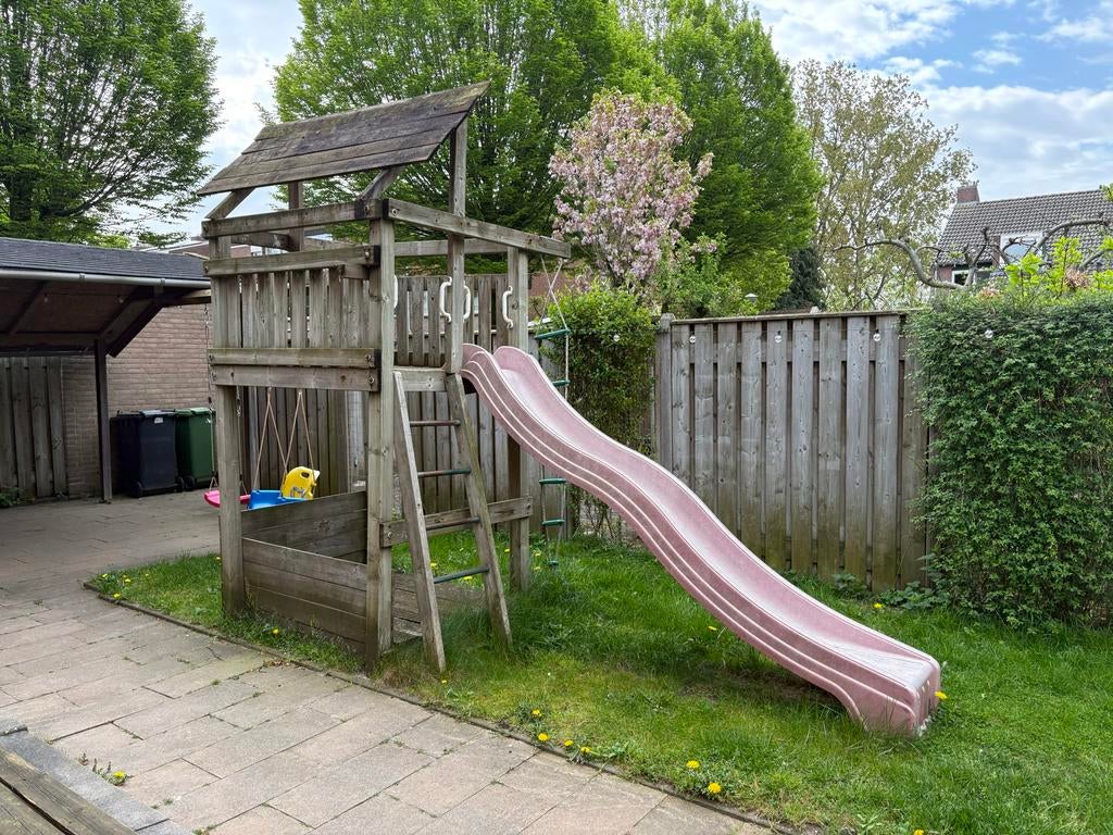 Houten klimrek met glijbaan, Kinderen en Baby's, Speelgoed | Buiten | Speeltoestellen, Ophalen, Gebruikt, Glijbaan