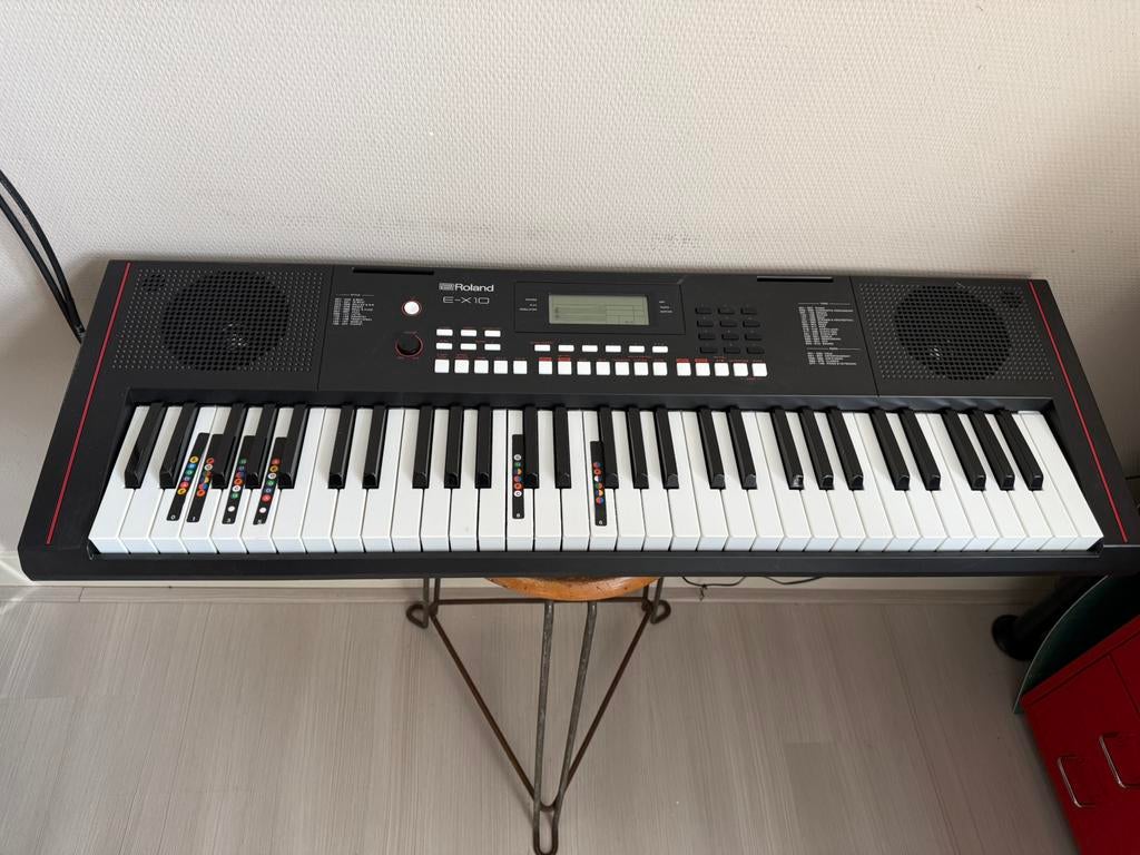 Roland E-C 10 weinig gebruikt, Ophalen of Verzenden, Zo goed als nieuw, 49 toetsen, Roland