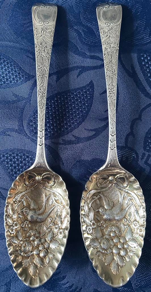 Zeldzame 18e eeuws zilveren geboortelepels Charles Hougham, Verzenden, Zilver