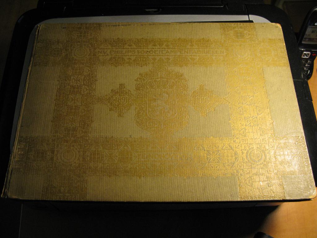 Philips jubileumboek 1916 origineel geen facsimile Eindhoven, Antiek en Kunst, Ophalen of Verzenden