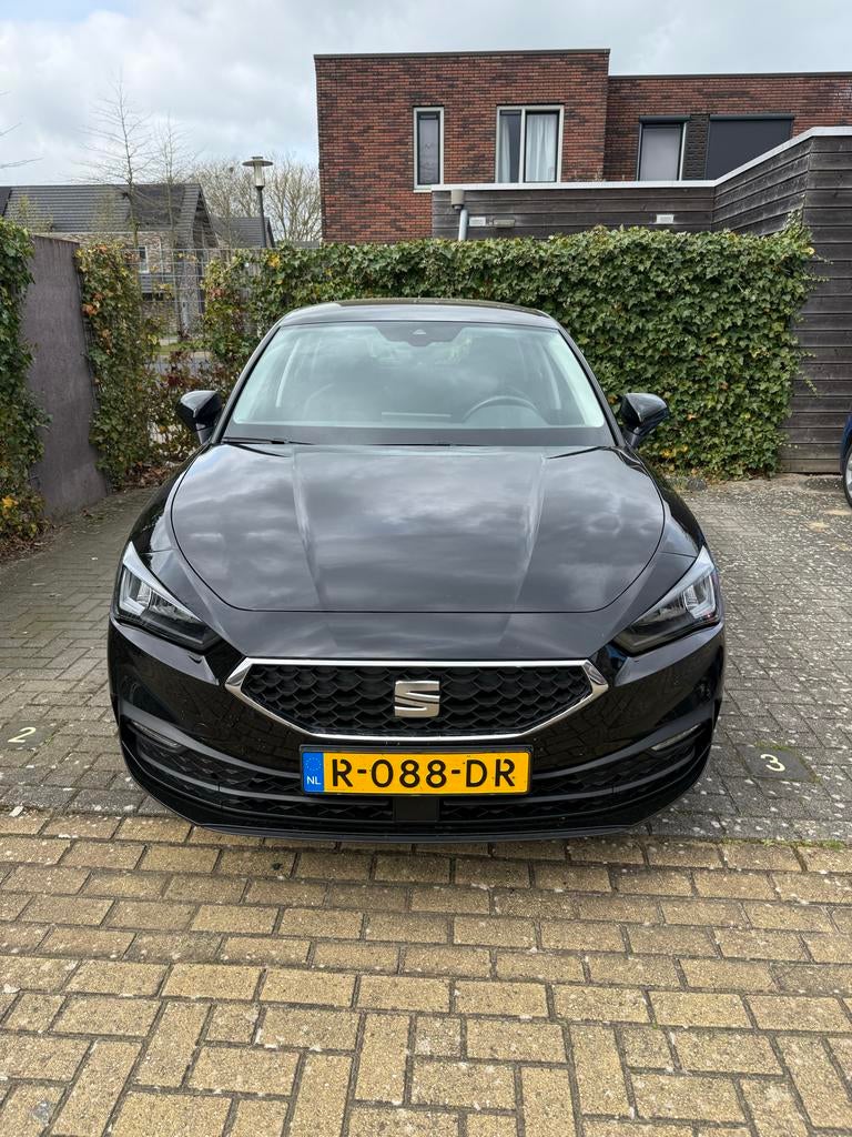 Seat Leon 1.0 TSI 2022|Carplay| 76.300 km|Dealer Onderhouden, Auto's, Voorwielaandrijving, Stof, Zwart, Leon
