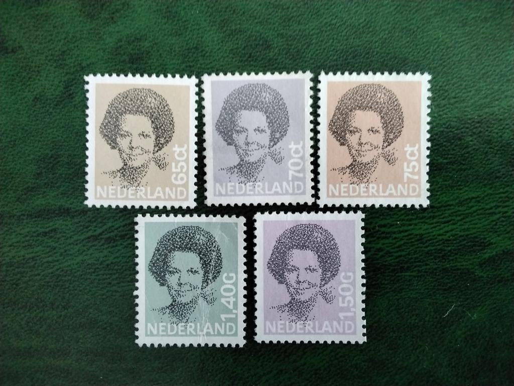 Nederland 5 zegels Koningin Beatrix Ongebruikt, Postzegels en Munten, Postzegels | Nederland, Verzenden