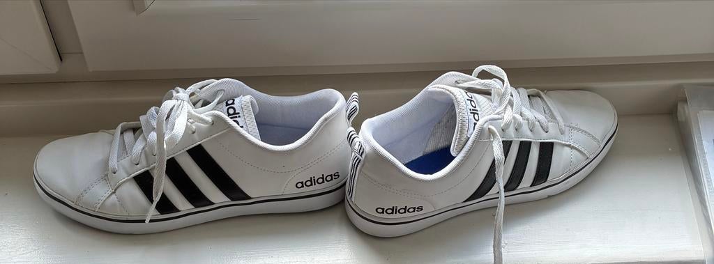 Adidas schoenen, Ophalen of Verzenden, Gedragen, Wit, Sneakers of Gympen