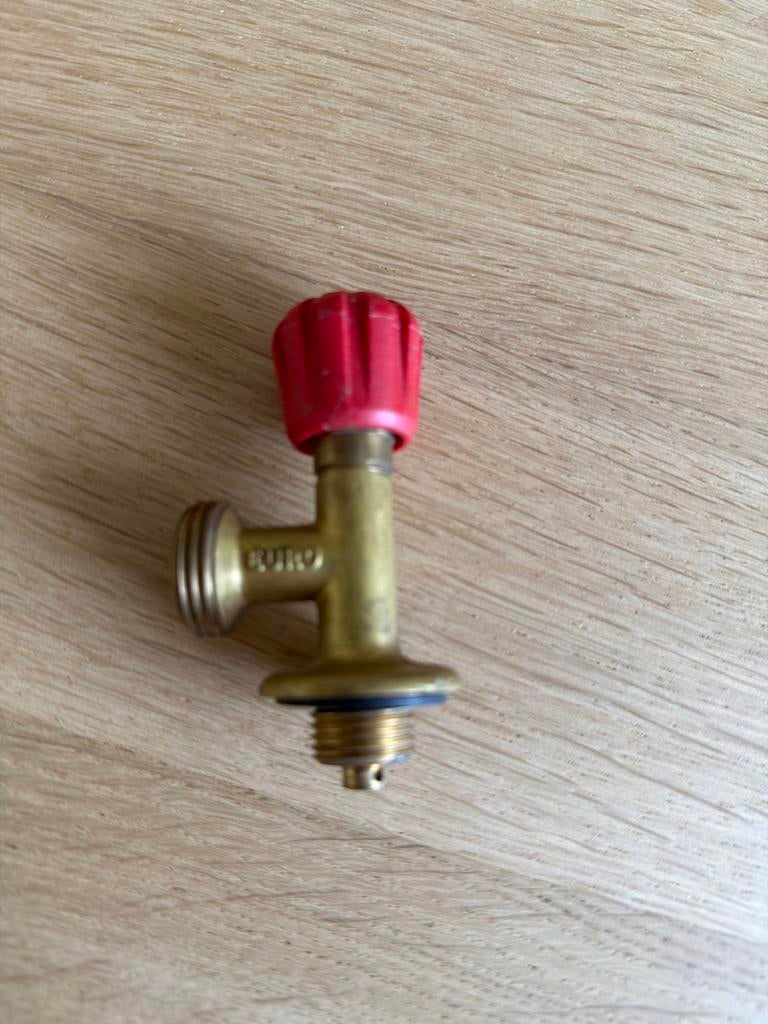 Gasfleskraan met rode knop, Ophalen of Verzenden, Gebruikt