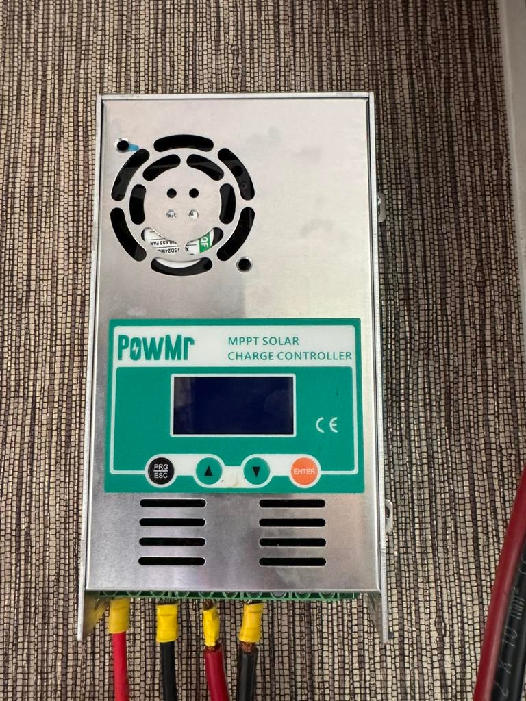 Regelaar zonnepaneel, Ophalen of Verzenden, Zo goed als nieuw