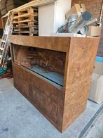 Terrarium 120x50x50  op ijzeren frame met ombouw + opberg, Ophalen, Zo goed als nieuw, Terrarium of Paludarium