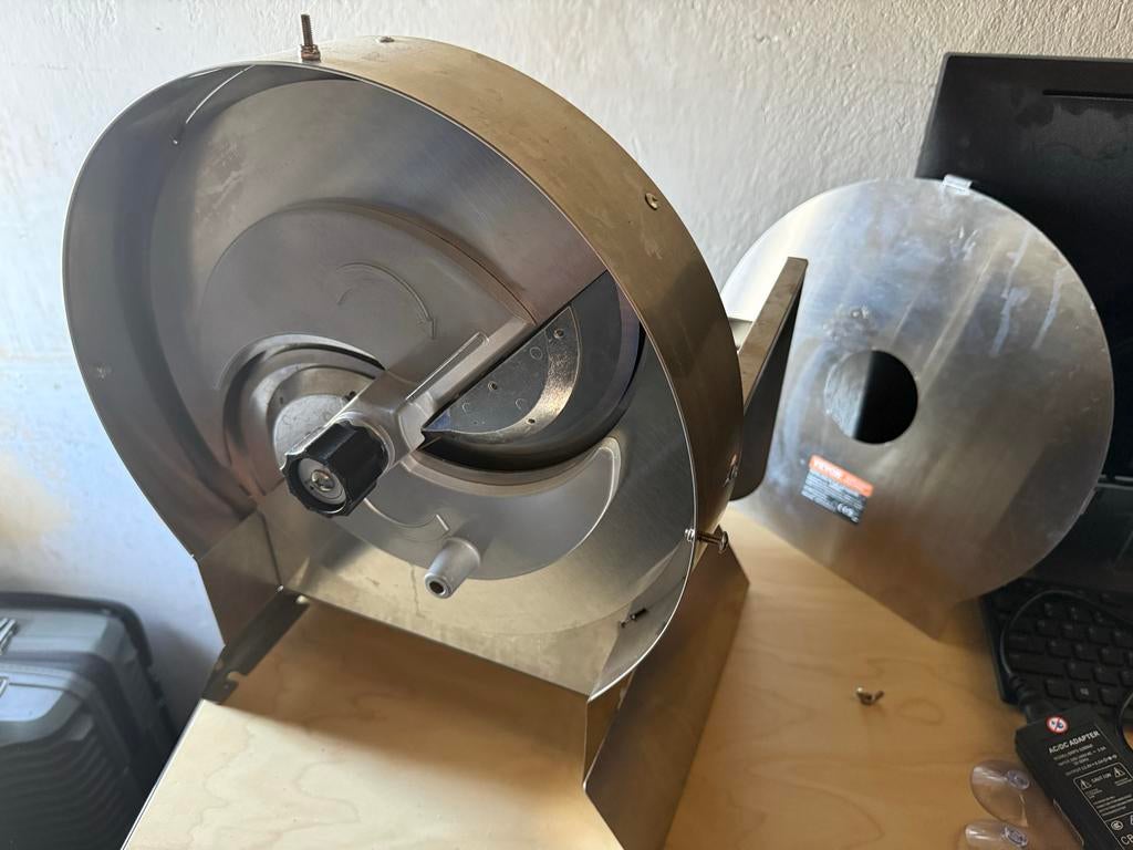 VEVOR Elektrische Groentesnijder - 0-12 mm Dikte, Ophalen of Verzenden, Zo goed als nieuw, 1 snelheid
