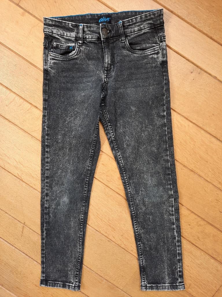 Alive spijkerbroek zwart maat 140 - nieuw-, Broek, Nieuw, Ophalen of Verzenden, Alive